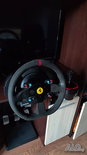 Trustmaster t300 ferari integral alcantara