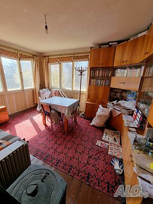 1650-Продава се къща подходяща за две семейства в село Гецово