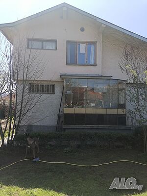 Продавам къща в с. Чавдар