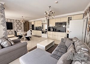 Голям тристаен апартамент във Villa Florence Тристаен апартамент 124 кв.м Тухла 2014 г. 1 етаж Първи жилищен | Апартаменти | Свети Влас