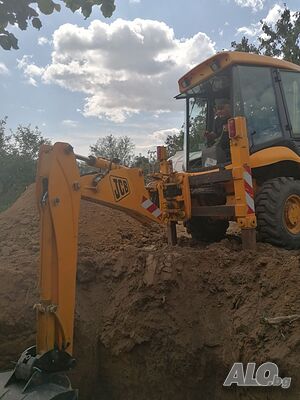 Услуги с комбиниран и мини багер, услуги със самосвал с кран гр. Варна