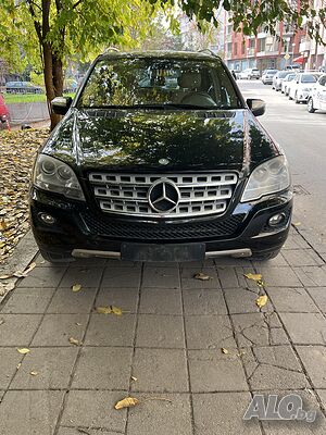 Продавам Mercedes-Benz ML 350 CDI 4Matic