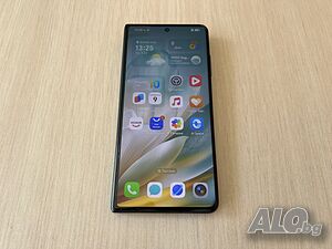 Продавам Honor Magic VS3 512/12GB