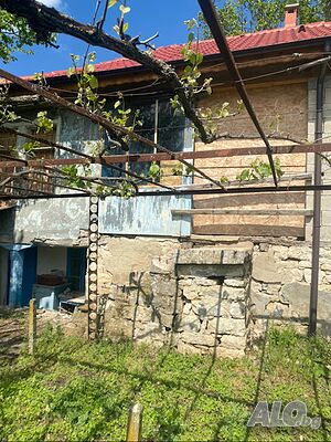 Собственик продава къща с двор с. Вратарите, обл. Добрич
