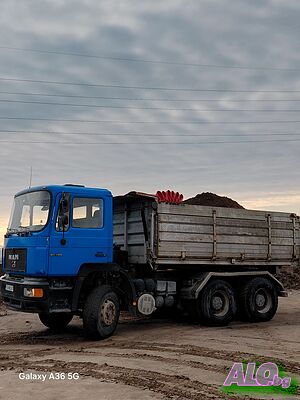 Транспортни Услуги с 10 и 20 тонен САМОСВАЛ и БАГЕР