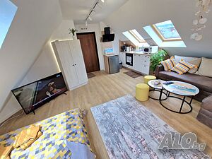 Sunny Apartment - нощувки