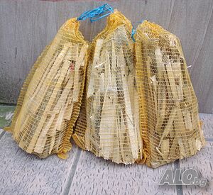 Сухи дървени разпалки (подпалки) в чували