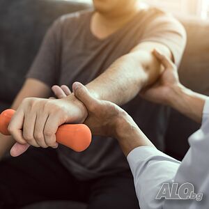 🔹 Рехабилитация и Кинезитерапия по Домовете - Професионална грижа за Вашето здраве 🔹