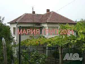 🏡 ”Мария Груп 2021” предлага за продажба двуетажна къща в с. Главан, област Стара Загора! 🌳✨