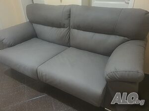 продава диван троика