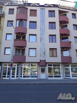 дава под наем