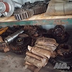 Части за тракториТ-150, К-700 и фадроми Л200, Л34