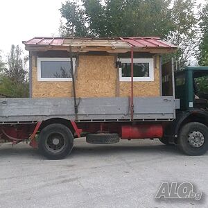 Услуги, Камион с кран Плевен. Услуги с автокран. Услуги с багери и самосвали.