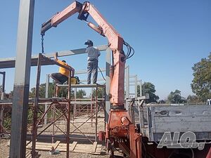 Транспортни услуги, Услуги с Камион с Кран, Услуги със Самосвал, Услуги с Багер, Услуги с Бобкат.
