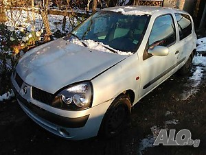 Renault Clio 1.5dci 65 к.с. Хечбек Дизел 2004 год. 190000 км Ръчна на части