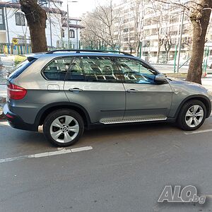 Автомобилен транспорт, трансфери и ескортиране с луксозен автомобил основно от Пловдив, 24/7