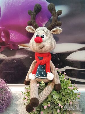 Подарък за Коледа. Елен /Ролли с шал/, Ръчно изработена, Плетена играчка