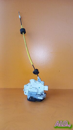 Audi 4F C6 Седан комби брава за врата задна дясна 4F0839018A