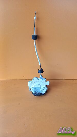Audi A6 4F C6 Седан комби предна дясна брава за врата 4f2837016B