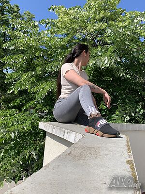 Нова в града