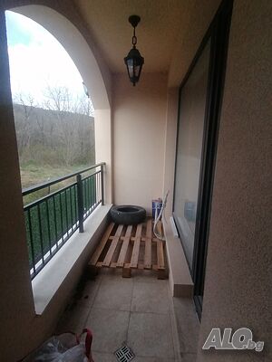 Двустаен тухлен апартамент с акт 16 в квартал Изгрев-Касабова