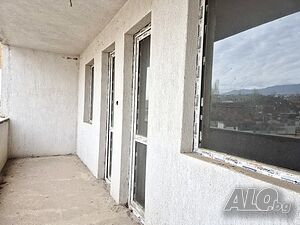 Тристаен апартамент за продажба в град Сандански