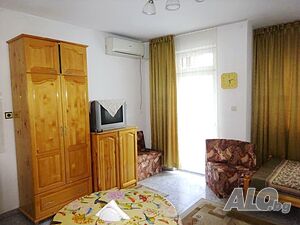 Обзаведен едностаен апартамент в центъра на Сандански