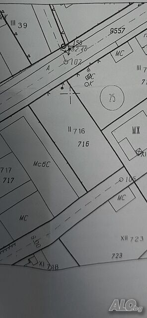 Продава парцел за жилищно строителство с ток, вода