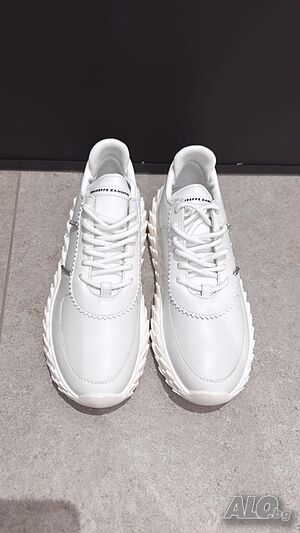 Giuzeppe Zanotti sneakers