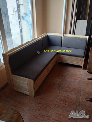 Кухненски ъгъл масив разтегателен, с ракли. Наличен!