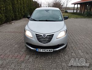Продава Lancia Ypsilon 0.9 CNG Evro5 B