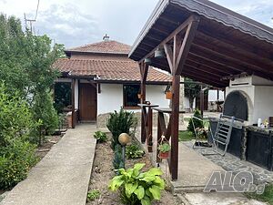 Продава къща в с. Ивайло, общ. Пазарджик