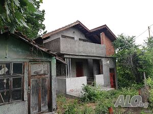 Продавам Вила на Кенана