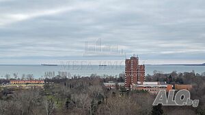 С разкошна панорама море!!! Двустаен с възможност за преустройство!!!