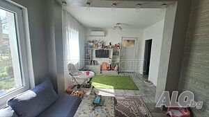 Самостоятелна къща с. Веселие