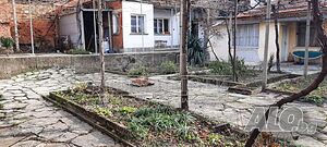 тухлена къща близо до бул. ”П. Хитов”