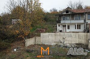 Продажба Къща гр. Севлиево - гр. Севлиево 50m² и двор 990m²