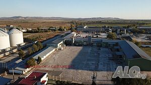 Продажба гр. Нова Загора - гр. Нова Загора 27000m²