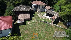 Продажба Къща гр. Севлиево - с. Селище 98m² и двор 983m²