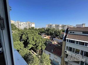 Отдавам кокетно тристайно жилище срещу Здравна Каса