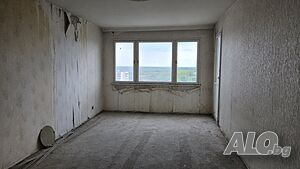Четиристаен апартамент за ремонт кв. Зора, гр. Стара Загора