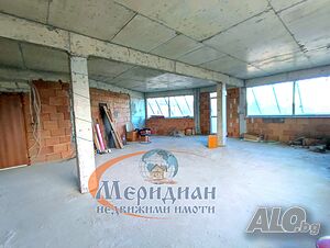 Продава се многостаен апартамент в гр. Добрич, център
