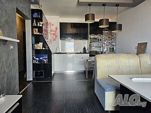Многостаен апартамент за продажба