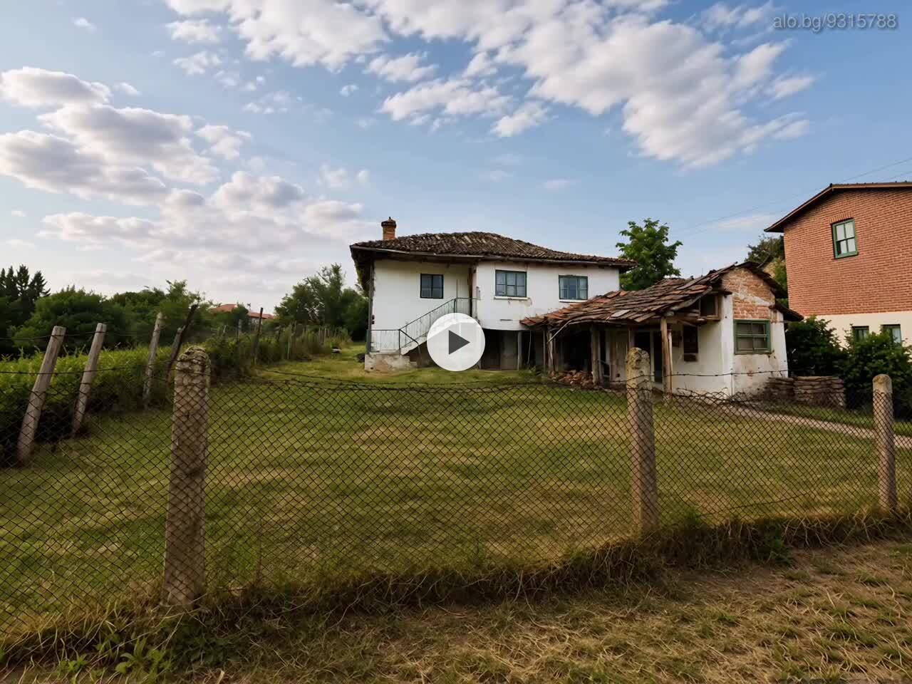 Само 14 500 €! 980 кв.м. Двор в с. Факия - Имот с Потенциал за нов дом Двуетажна къща 180 кв.м РЗП 980 кв.м двор | Къщи, Вили | Факия