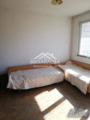 Четиристаен апартамент в град Казанлък, близо до Лидл
