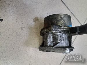 Вакуум помпа за нисан микра К12 1.5 dci