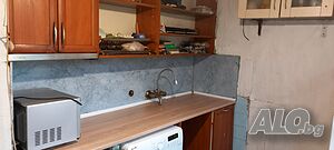 Едностаен в широк център