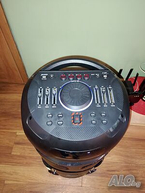 Продавам Колона Crown GT 602.
