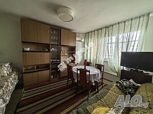 Двустаен апартамент, 64 кв.м, град Ямбол, Център