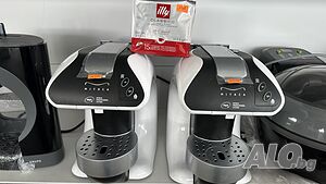 Кафе машина illy